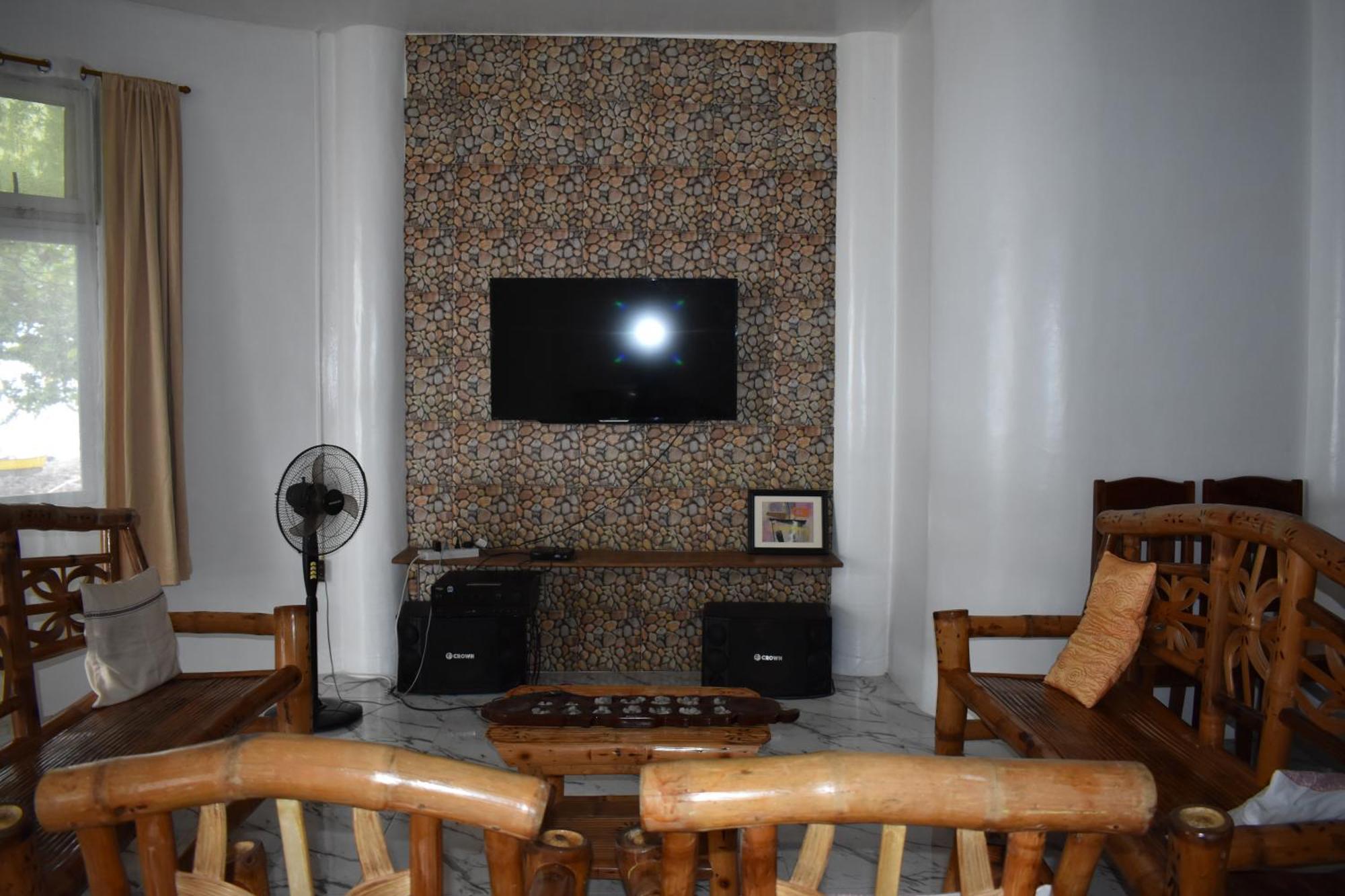 Seaside Traveler'S Inn By Camiguin Island Home Catarman  Esterno foto