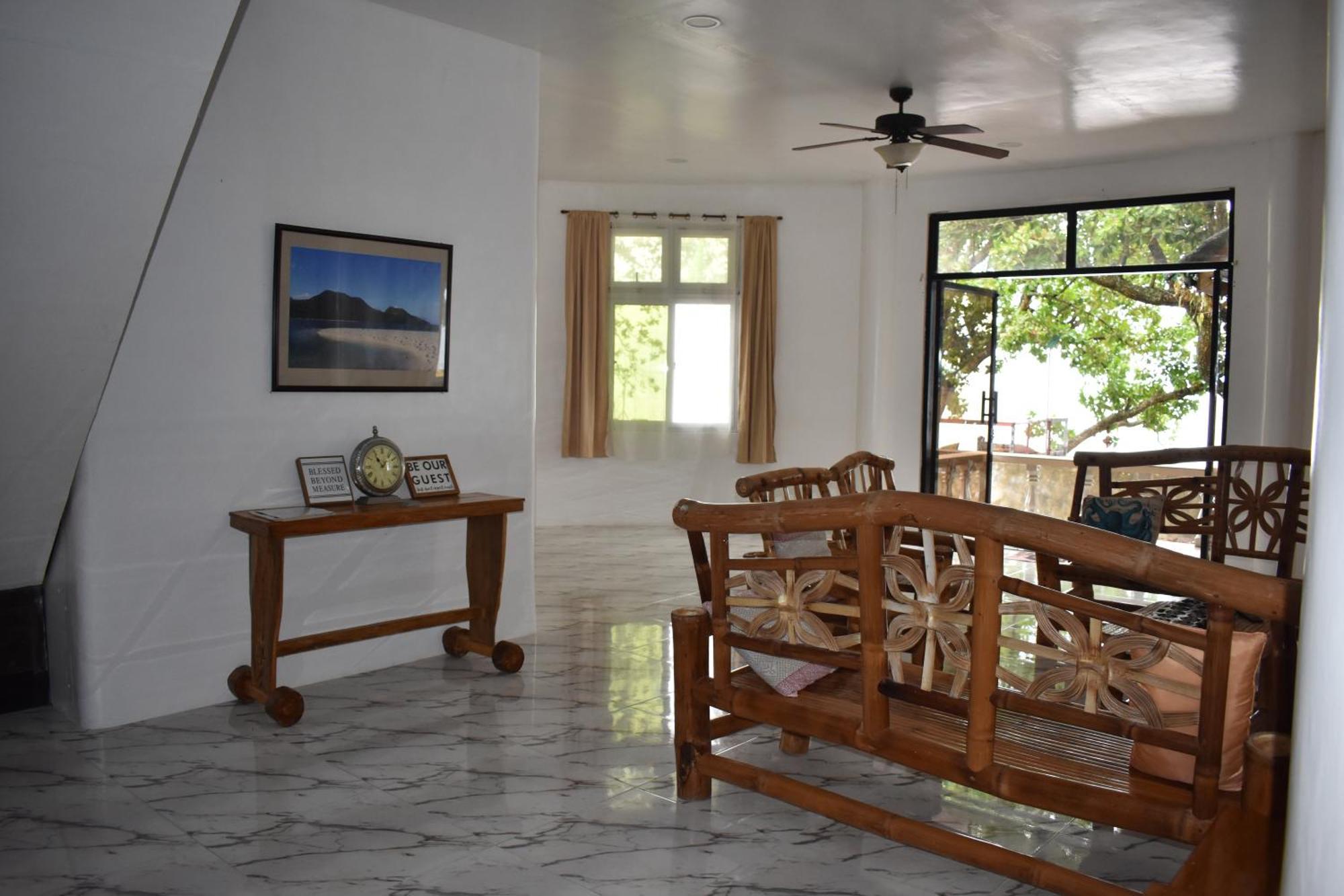 Seaside Traveler'S Inn By Camiguin Island Home Catarman  Esterno foto